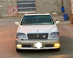 تۆیۆتا کراون